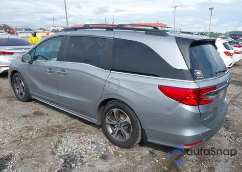 2018 Honda Odyssey Touring из США, поврежденный, VIN 5FNRL6H85JB078109